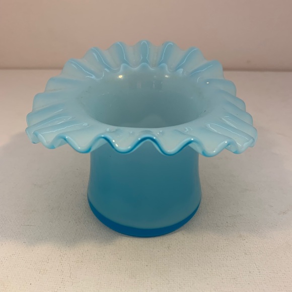 Vintage Light Blue Ruffled Edge Hat - Picture 3 of 14